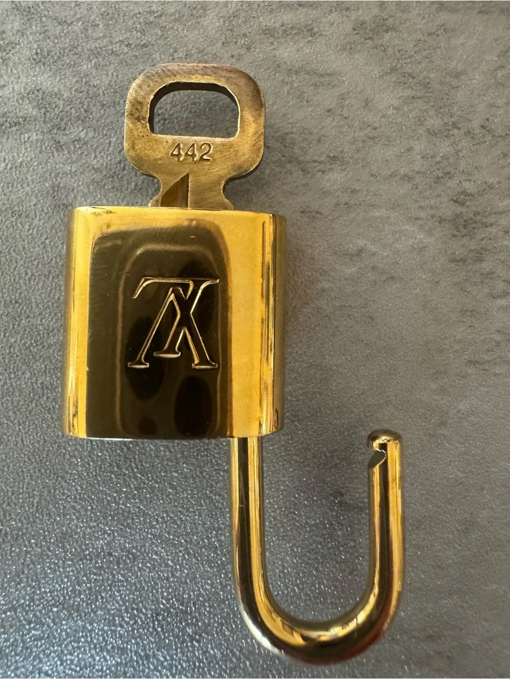 Louis Vuitton Gold Padlock and Key Set #442